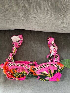 FARM Rio Pink Tropical Floral Underwire Bikini Top